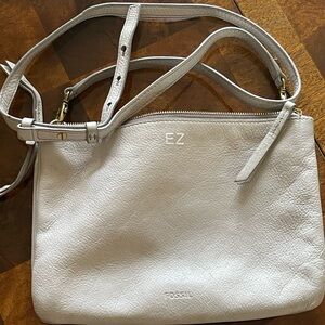 Fossil leather crossbody. Off-white.